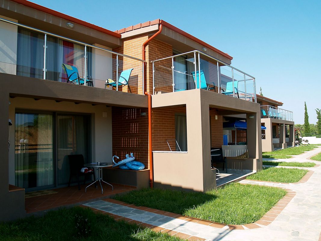 Village Mare residences
